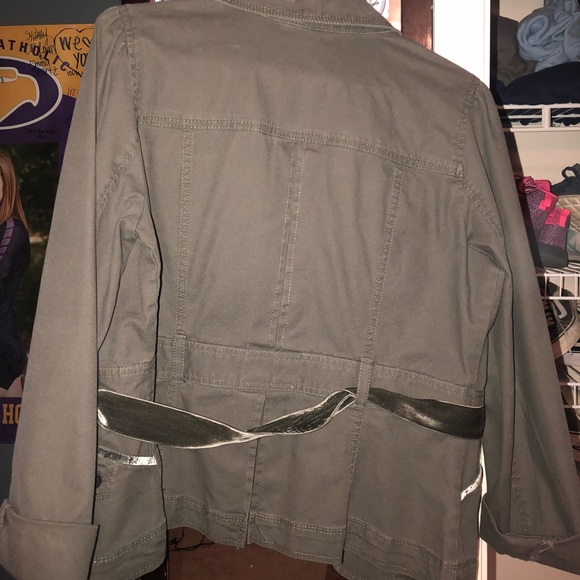 Jacket - Picture 4 of 4